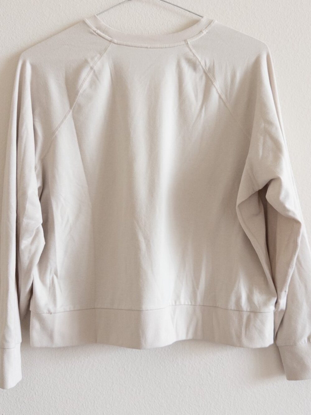 Vuori Long Sleeve Halo Crew Pullover Lightweight Sweatshirt Ecru Heather Size M - Picture 5 of 8